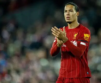 斯洛特赛前解密：利物浦战术调整与范戴克里程碑的双重聚焦